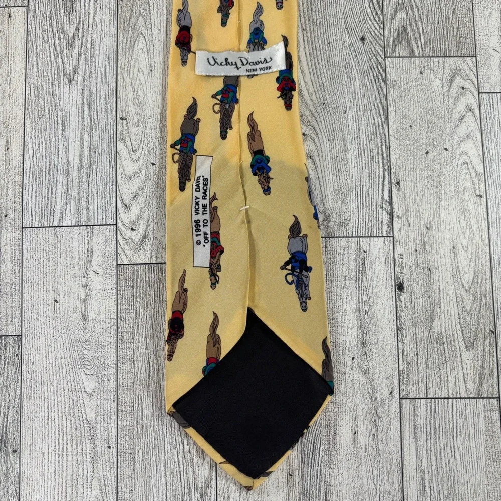 Vicky Davis Men's Necktie Off To The Races Silk Yellow Horse‎ Racing Equestrian
